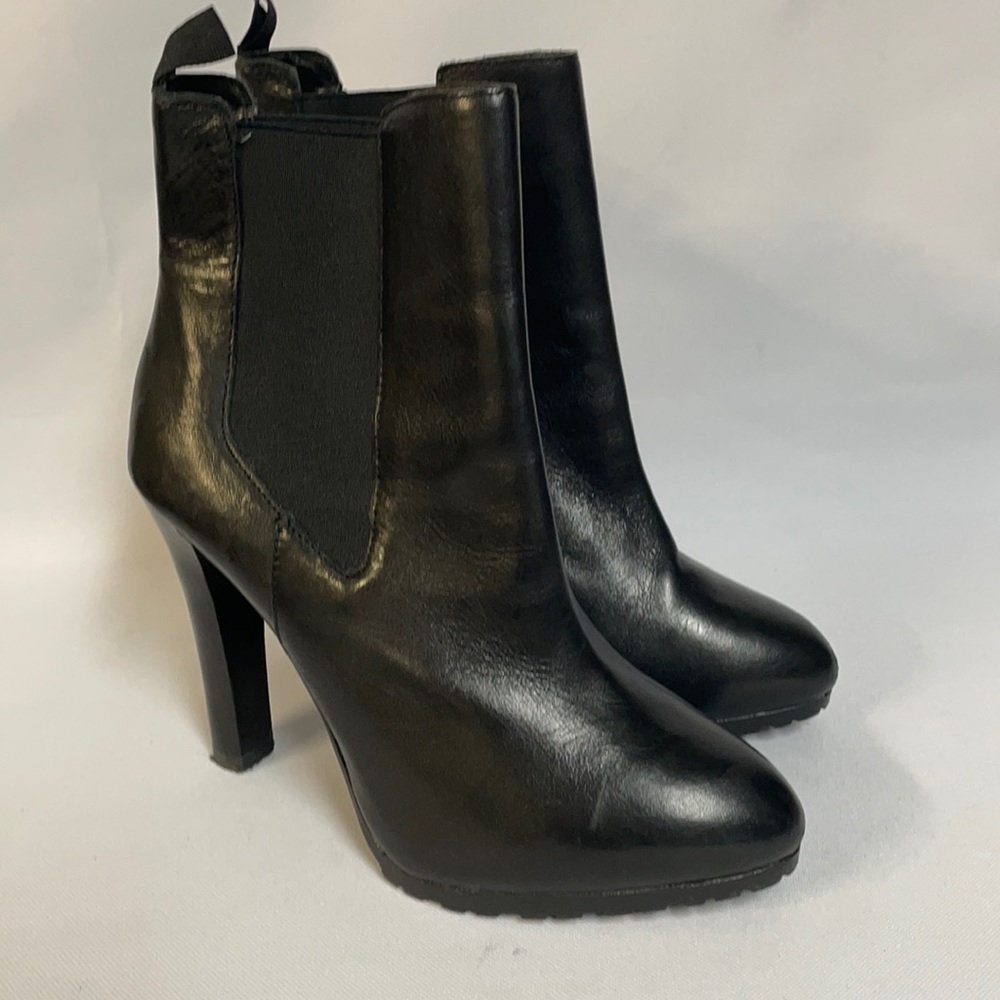 Lauren Ralph Lauren Black Leather Booties Sz 7.5
